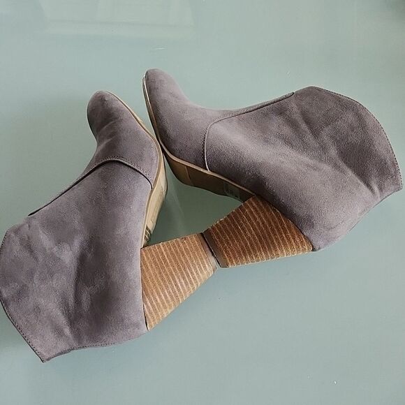 Report Faux Suede with Leather Retro '90s Y2K Stacked Heeled Boots Size 9 - Picture 7 of 11